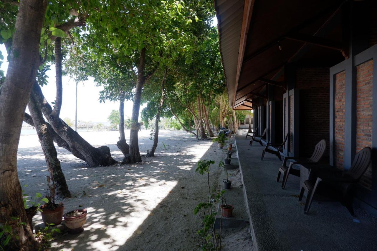 Wakatobi Patuno Diving And Beach Resort By Sahid Wanci Exterior foto