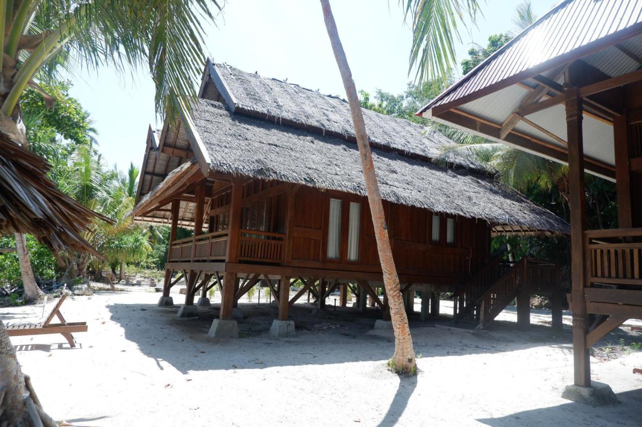 Wakatobi Patuno Diving And Beach Resort By Sahid Wanci Exterior foto