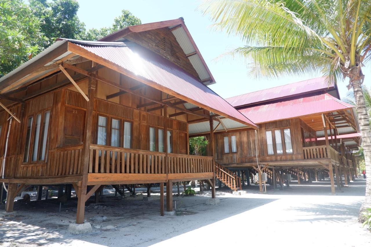 Wakatobi Patuno Diving And Beach Resort By Sahid Wanci Exterior foto