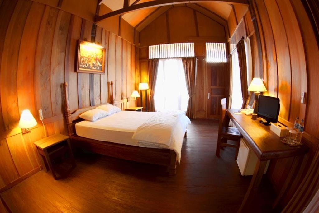 Wakatobi Patuno Diving And Beach Resort By Sahid Wanci Habitación foto