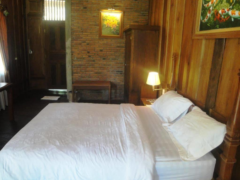Wakatobi Patuno Diving And Beach Resort By Sahid Wanci Exterior foto